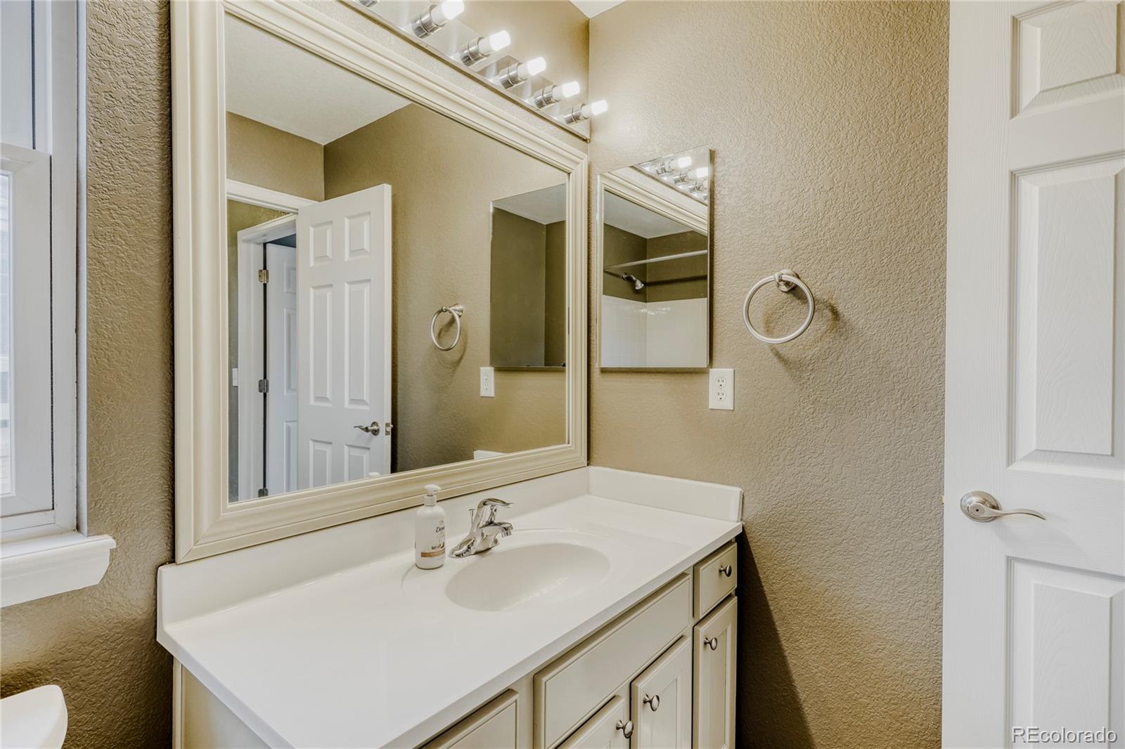MLS Image #35 for 20591 e hamilton avenue,aurora, Colorado