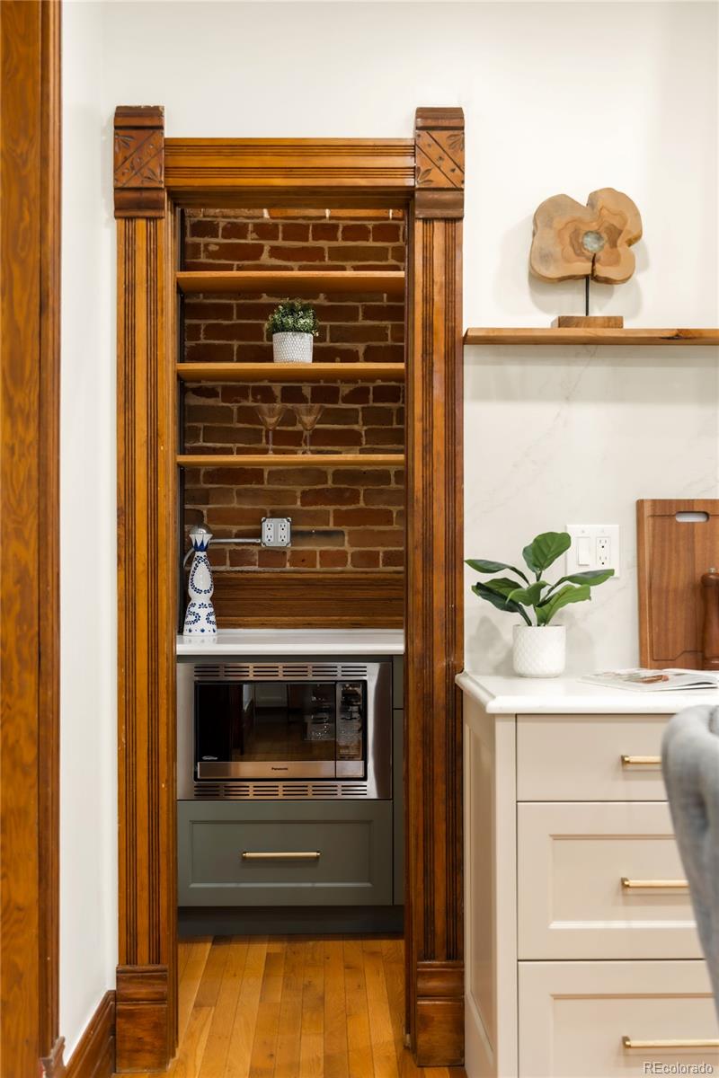 MLS Image #18 for 414 s pearl street,denver, Colorado