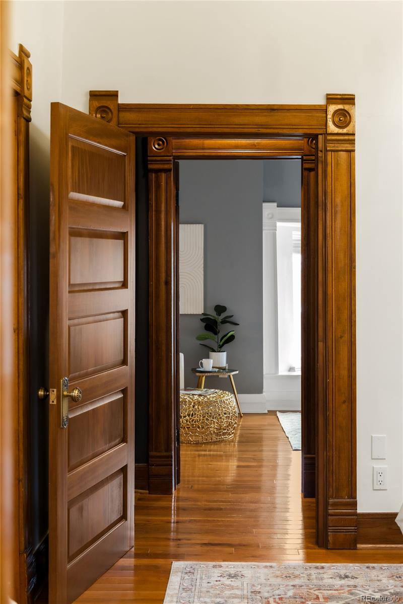 MLS Image #36 for 414 s pearl street,denver, Colorado