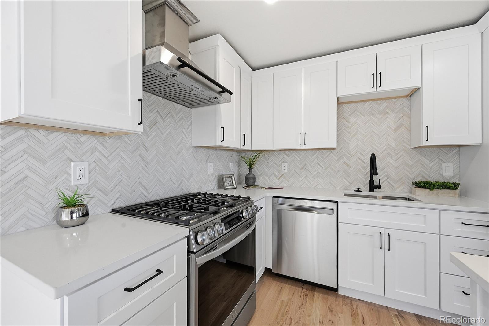 MLS Image #8 for 6707 s birch way,centennial, Colorado