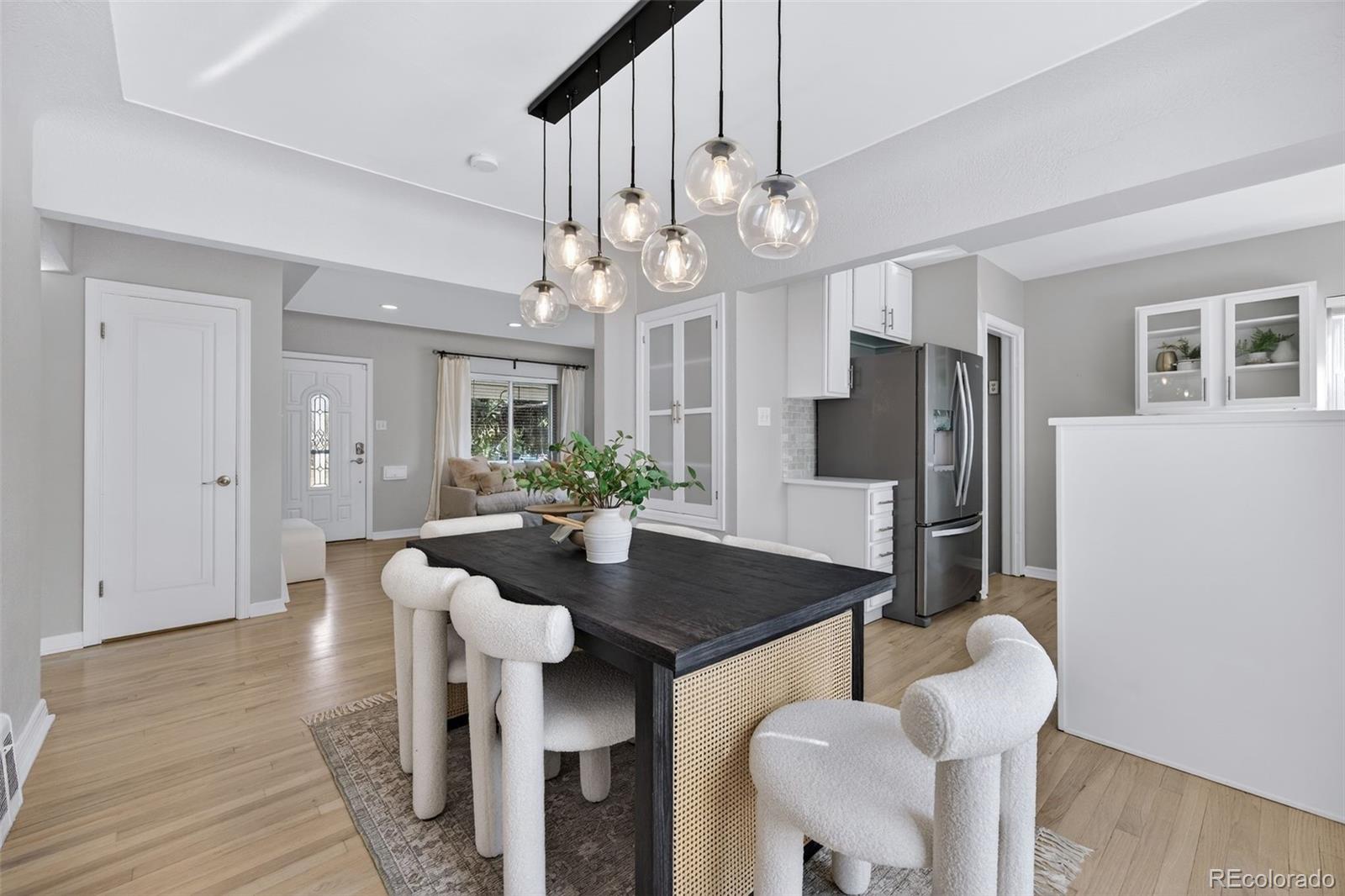 MLS Image #10 for 2595 s marion street,denver, Colorado