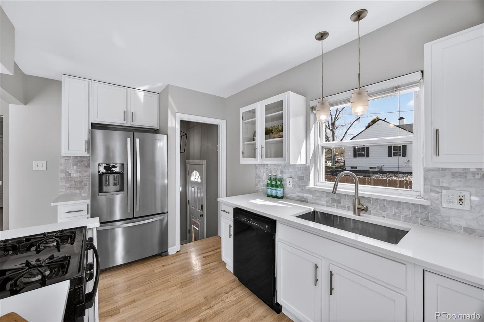MLS Image #14 for 2595 s marion street,denver, Colorado