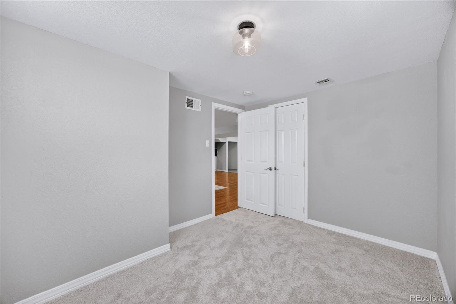 MLS Image #29 for 2595 s marion street,denver, Colorado