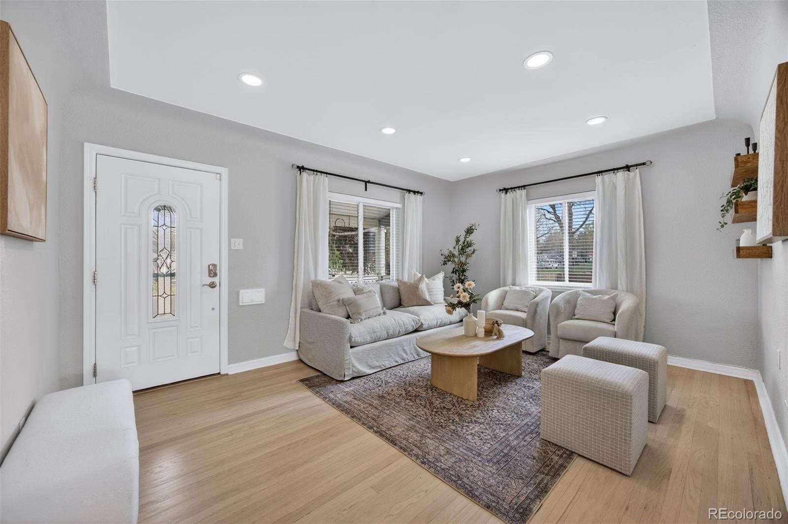 MLS Image #3 for 2595 s marion street,denver, Colorado