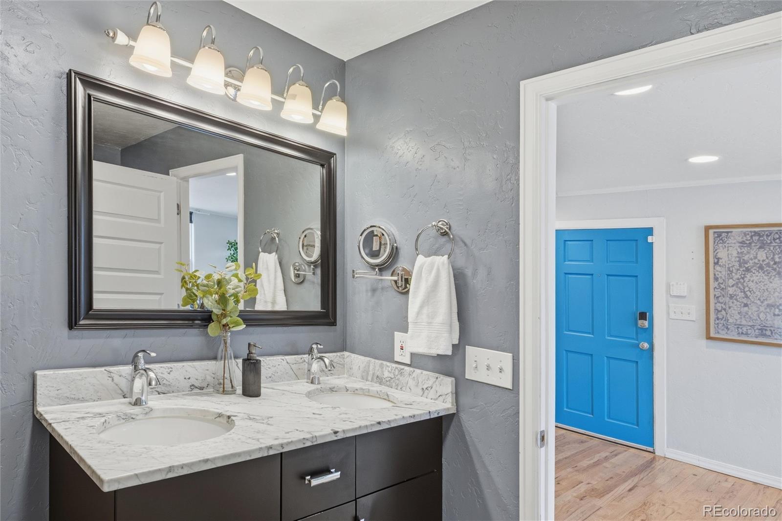 MLS Image #17 for 1290 s raleigh street,denver, Colorado