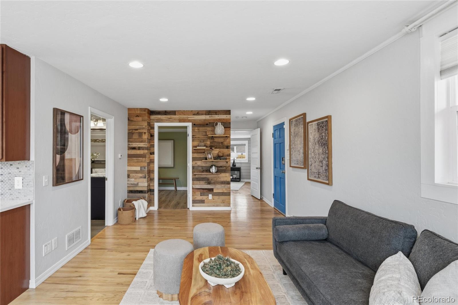 MLS Image #7 for 1290 s raleigh street,denver, Colorado