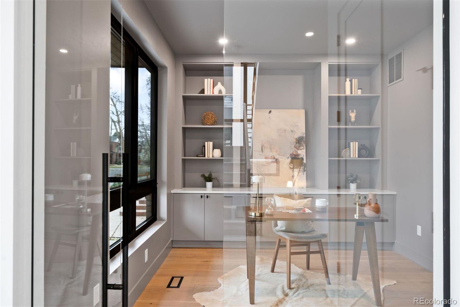 MLS Image #10 for 3930 w byron place,denver, Colorado