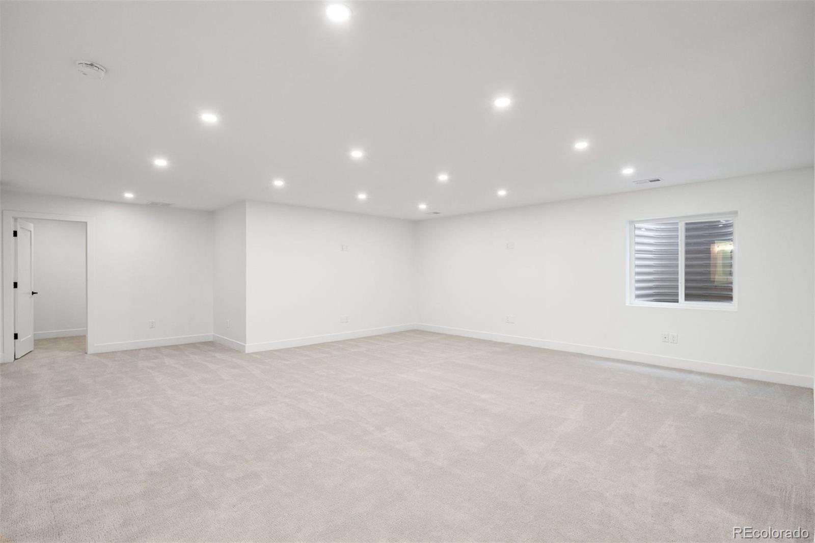 MLS Image #31 for 3930 w byron place,denver, Colorado