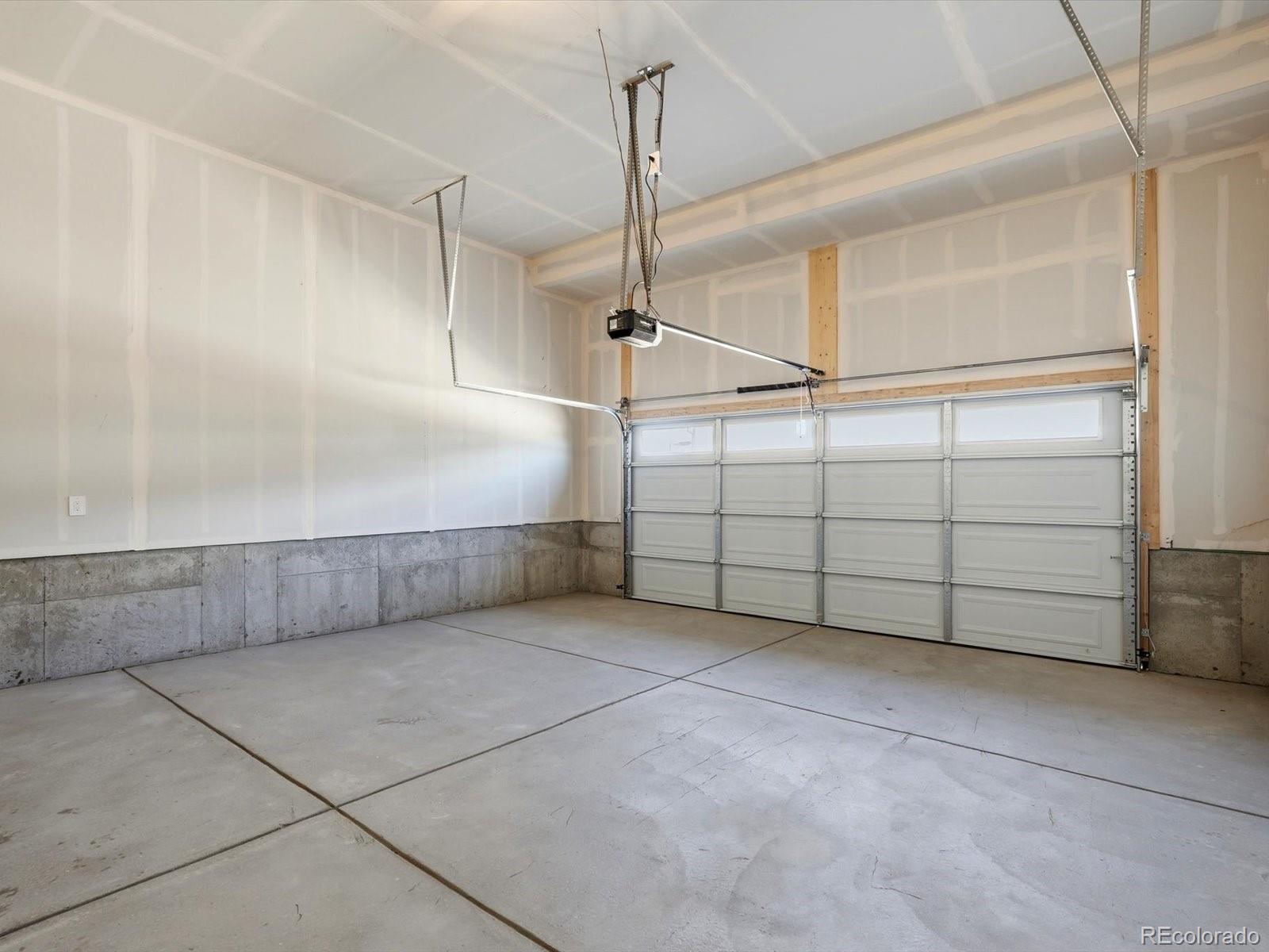 MLS Image #12 for 16388  gaylord street,thornton, Colorado