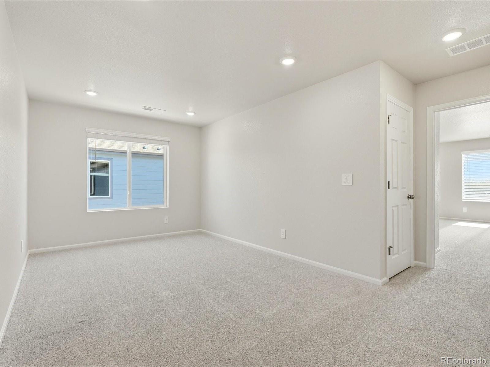MLS Image #15 for 16388  gaylord street,thornton, Colorado