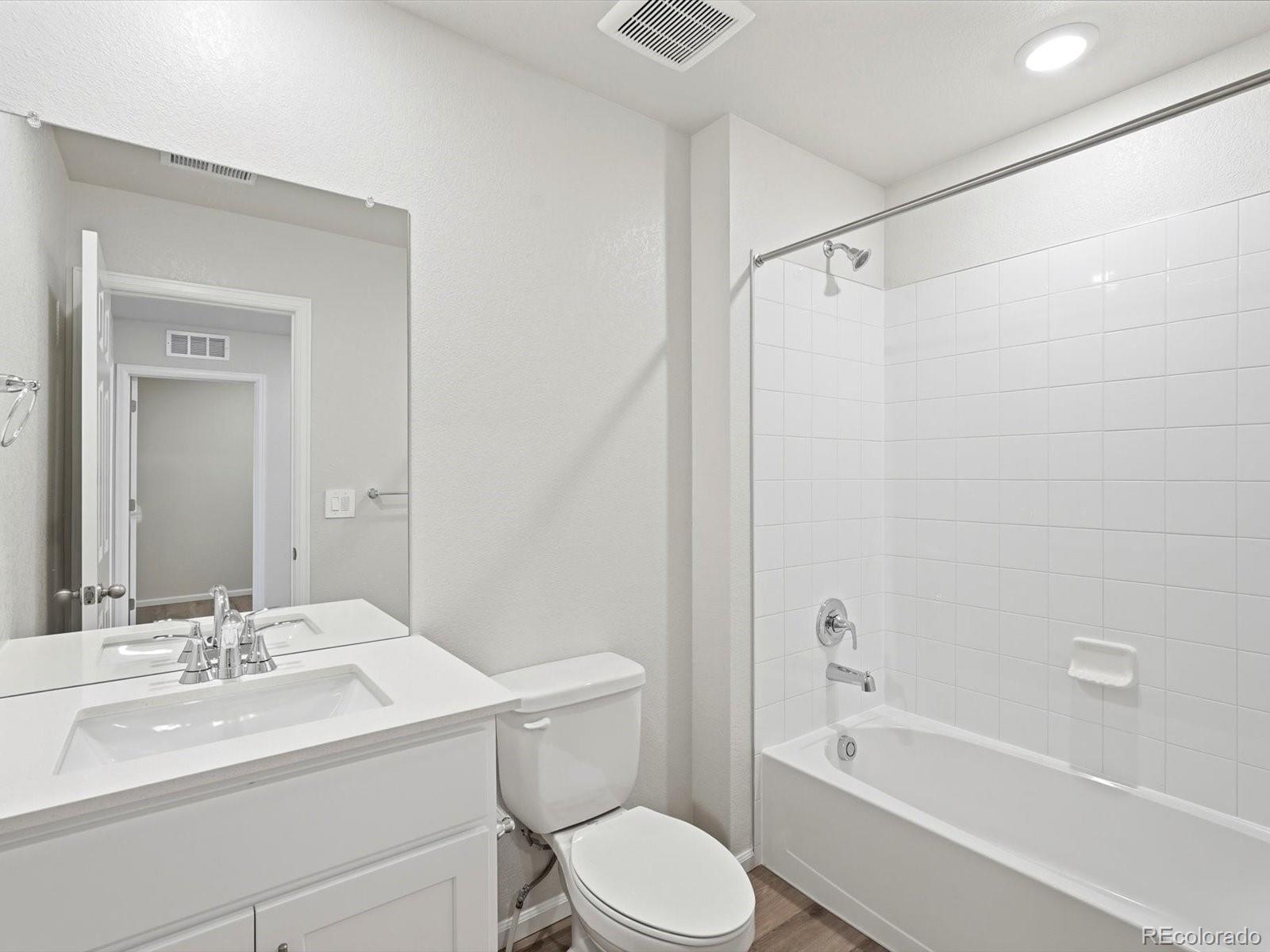 MLS Image #18 for 16388  gaylord street,thornton, Colorado