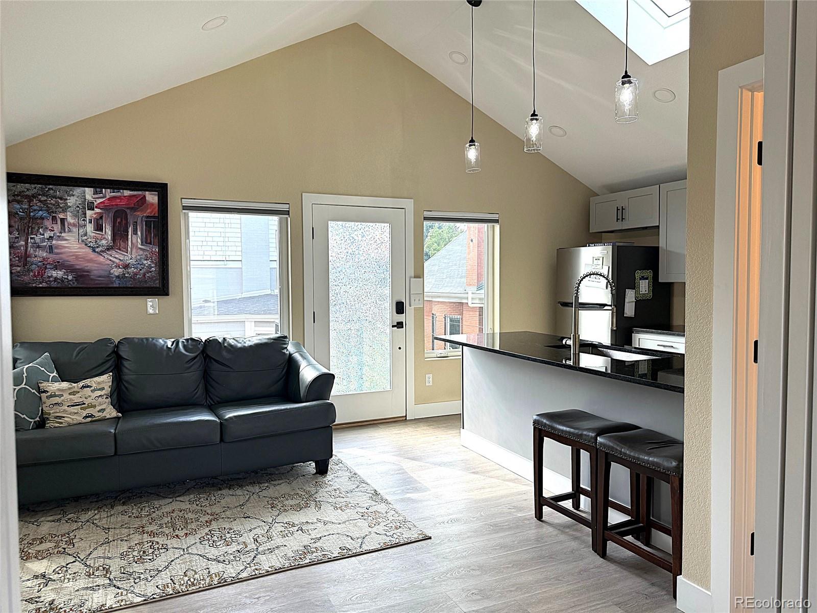 MLS Image #18 for 3042 n vine street,denver, Colorado