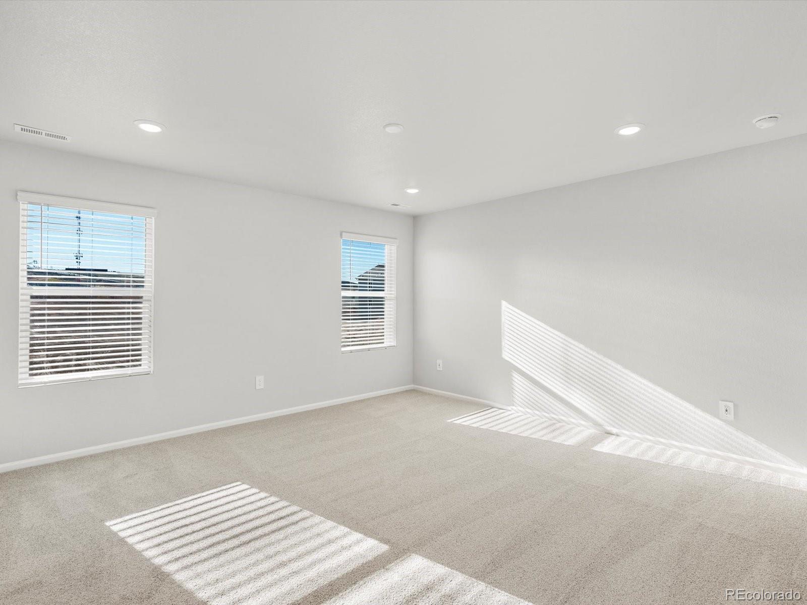 MLS Image #14 for 4641  sunsplash way,johnstown, Colorado
