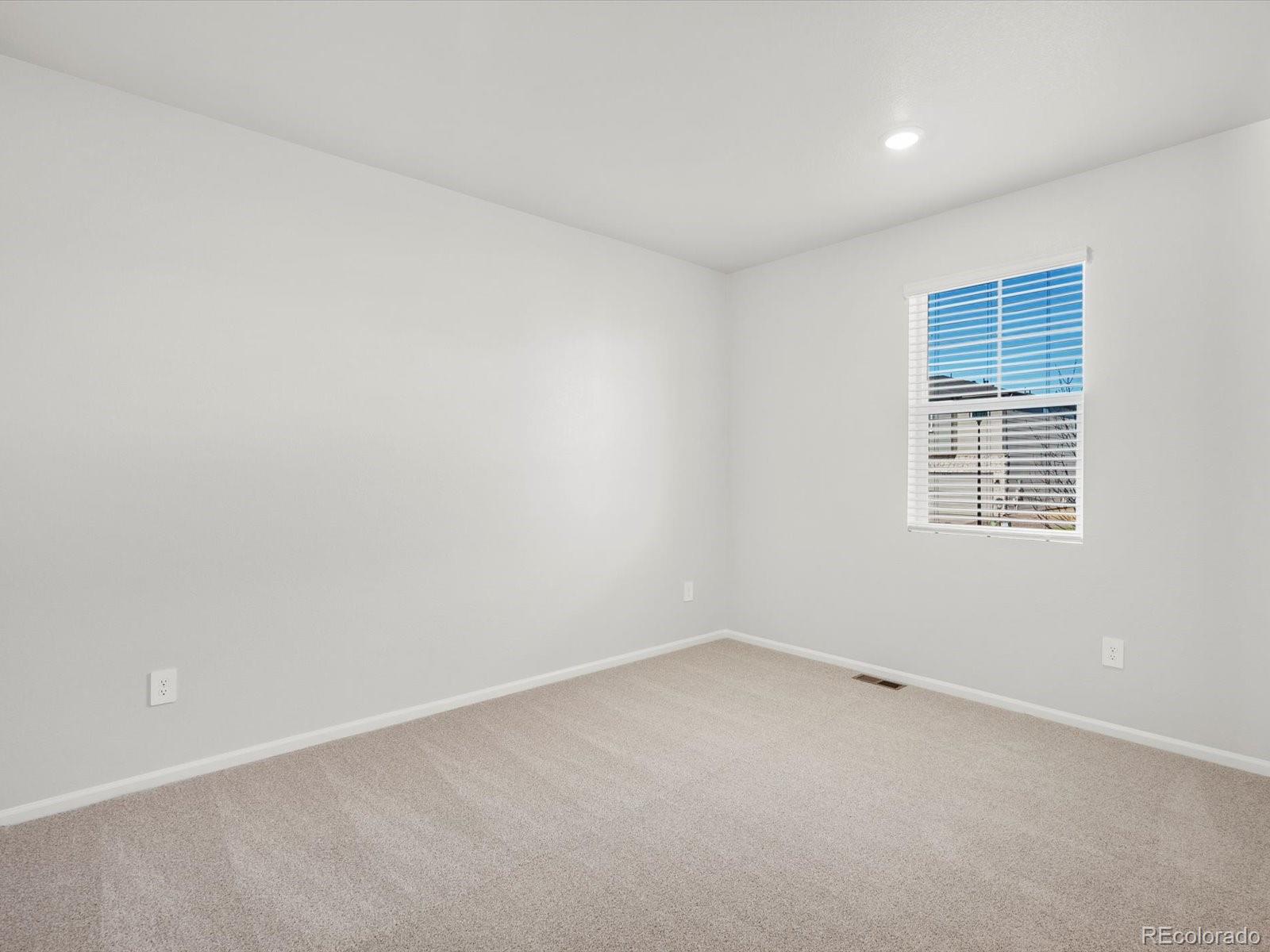 MLS Image #2 for 4641  sunsplash way,johnstown, Colorado