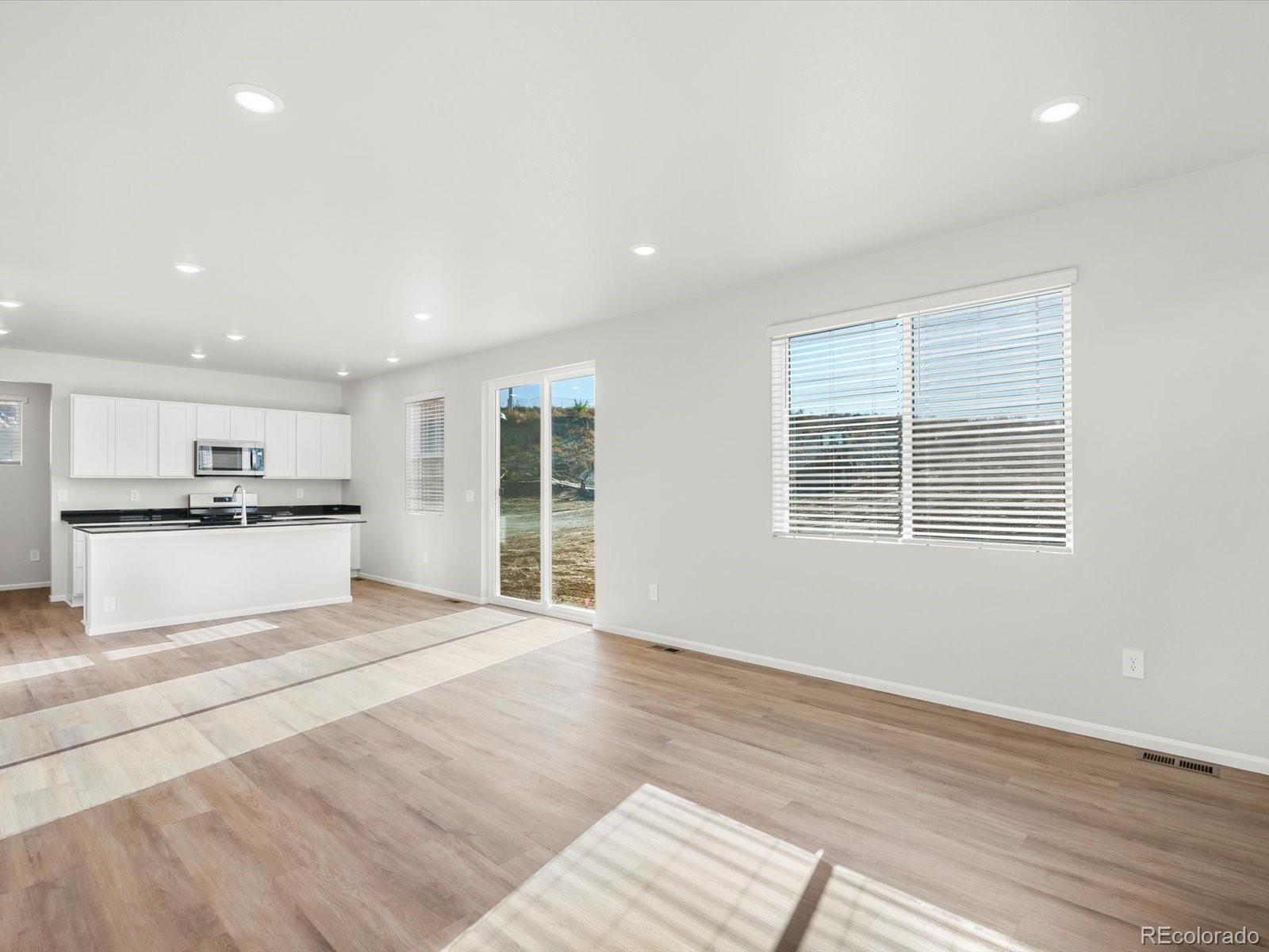 MLS Image #5 for 4641  sunsplash way,johnstown, Colorado