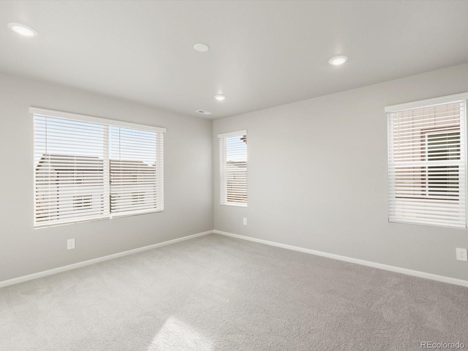MLS Image #19 for 4631  sunsplash way,johnstown, Colorado