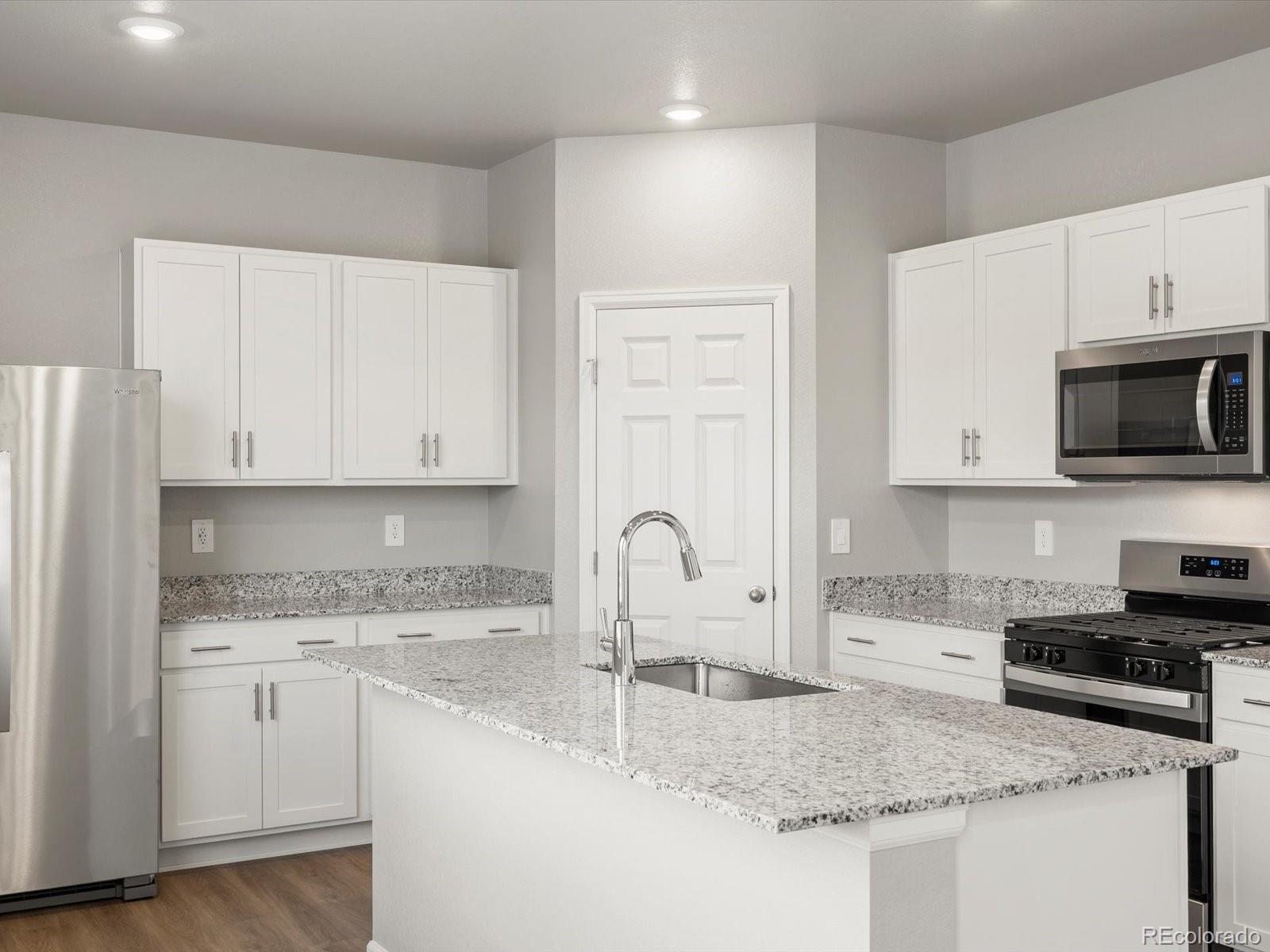 MLS Image #7 for 4631  sunsplash way,johnstown, Colorado