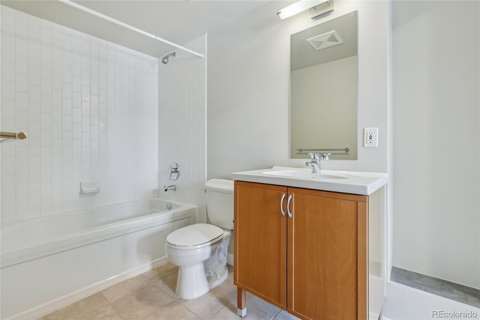 MLS Image #15 for 2501  grove street 201,denver, Colorado