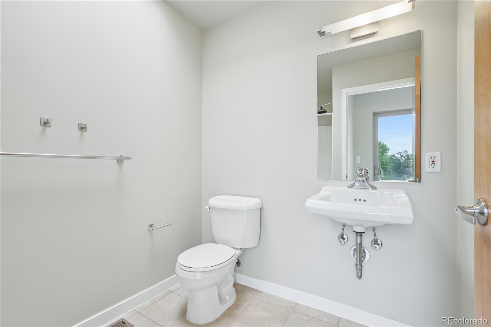MLS Image #20 for 2501  grove street 201,denver, Colorado