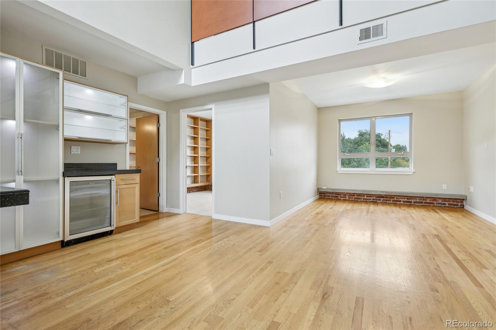 MLS Image #4 for 2501  grove street 201,denver, Colorado