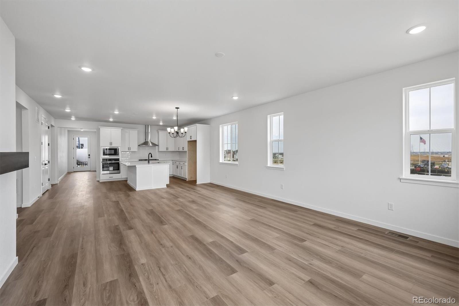 MLS Image #12 for 2122 s irvington street,aurora, Colorado