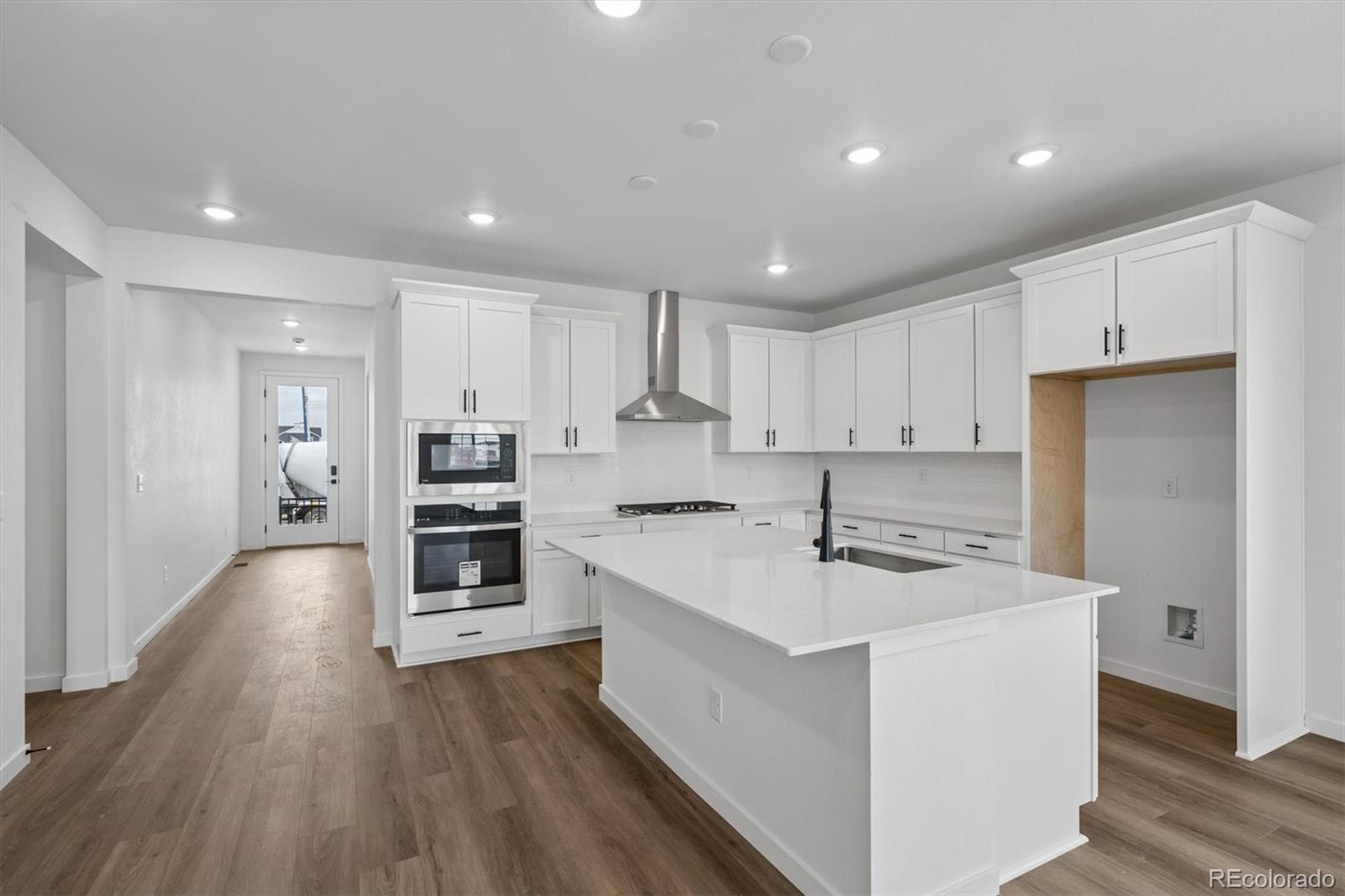 MLS Image #6 for 2122 s irvington street,aurora, Colorado