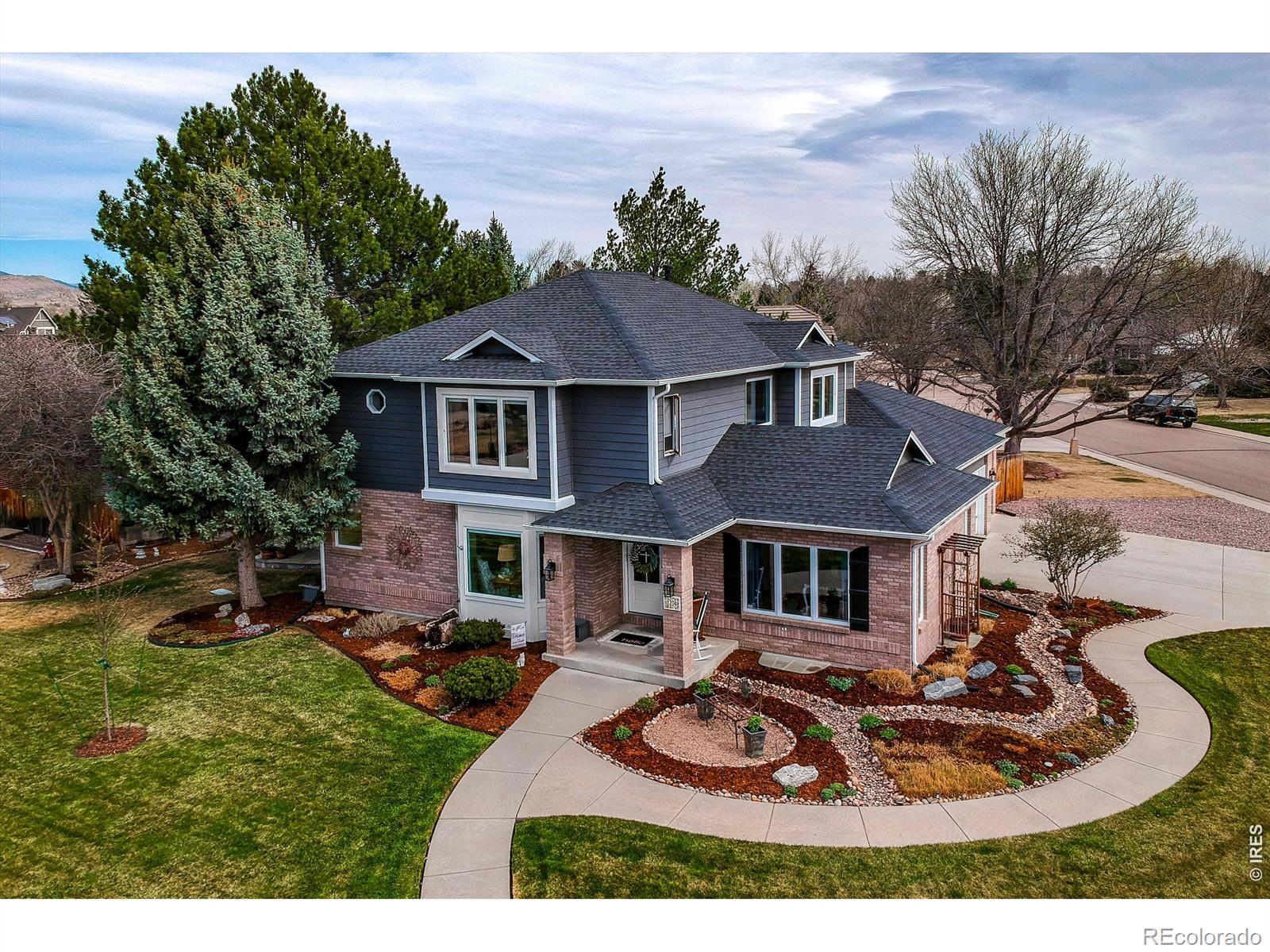 MLS Image #2 for 1204  twin peaks circle,longmont, Colorado
