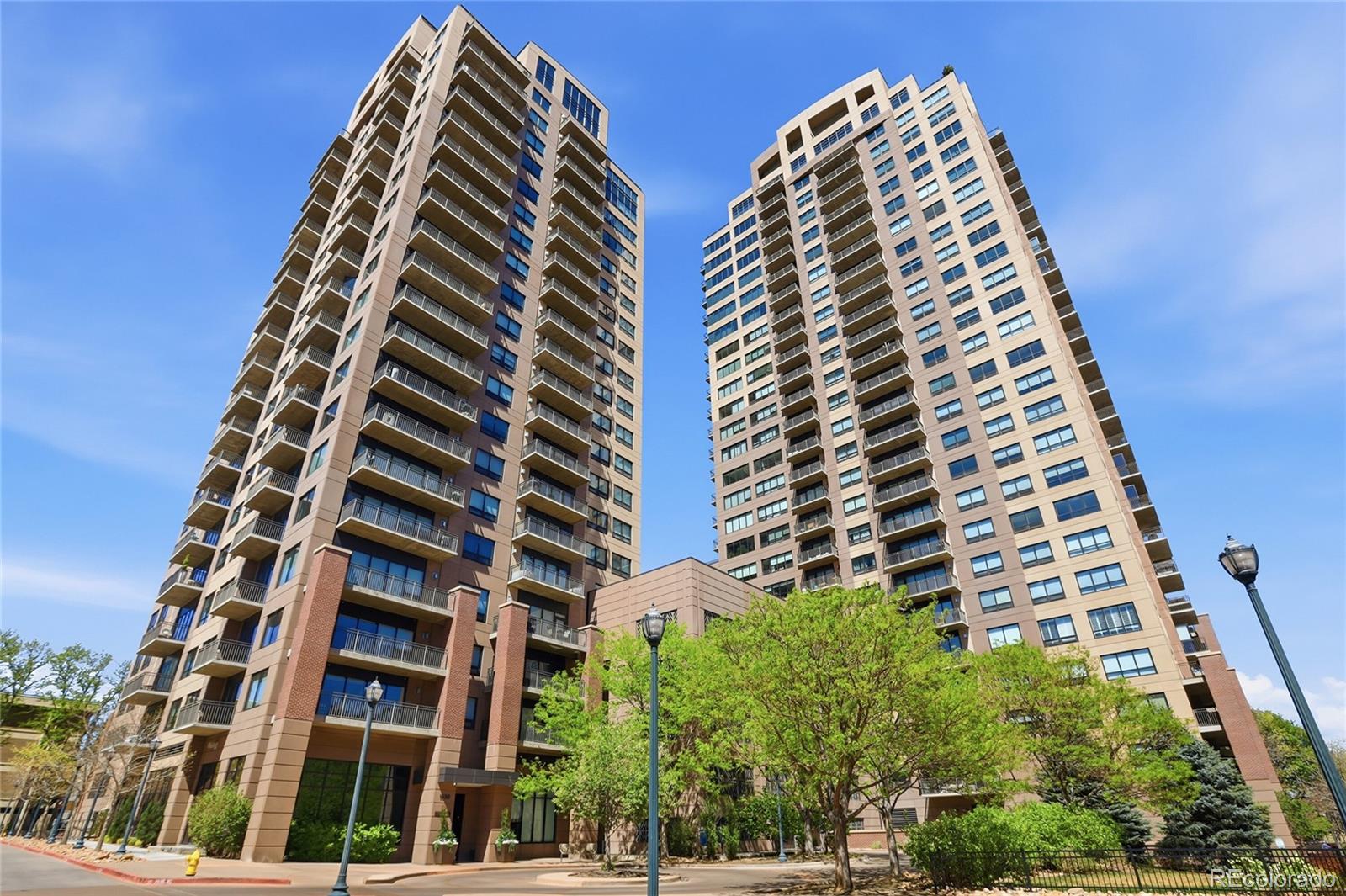 MLS Image #2 for 1650  fillmore street 806,denver, Colorado