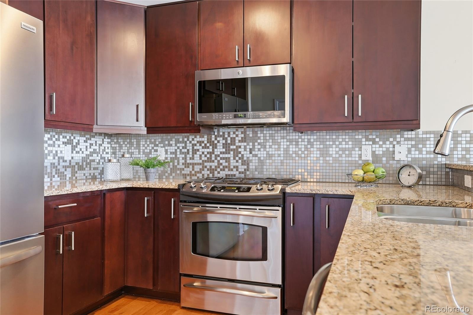 MLS Image #7 for 1650  fillmore street 806,denver, Colorado