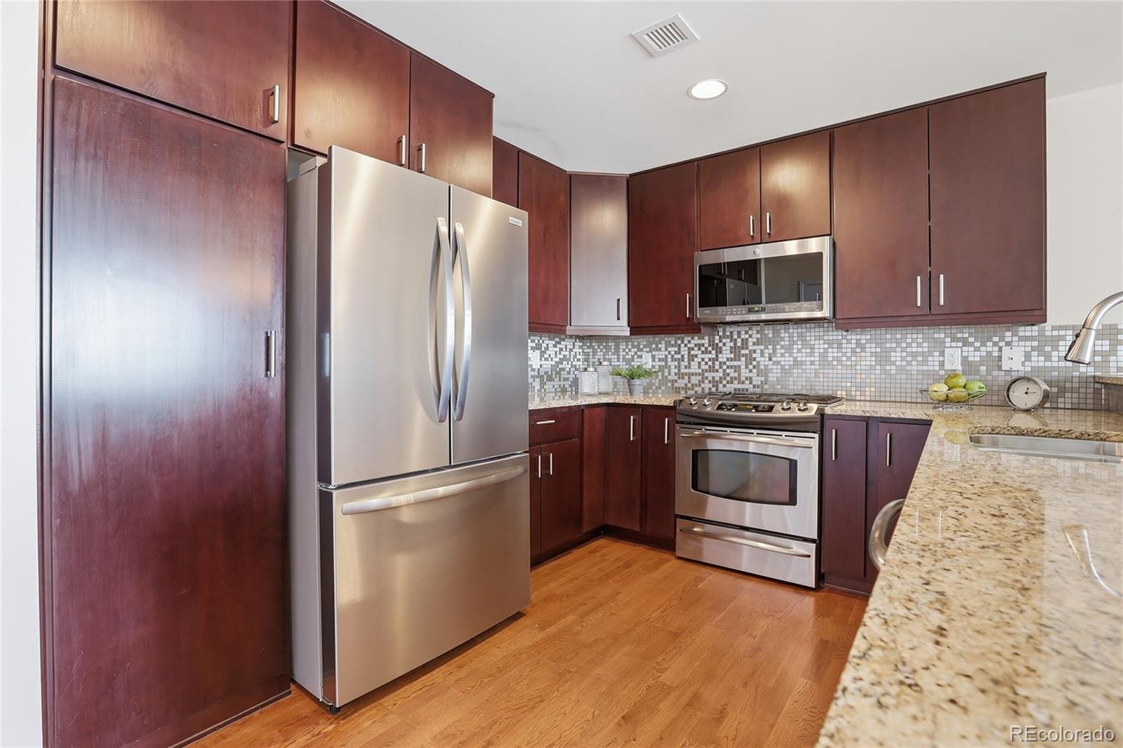 MLS Image #8 for 1650  fillmore street 806,denver, Colorado