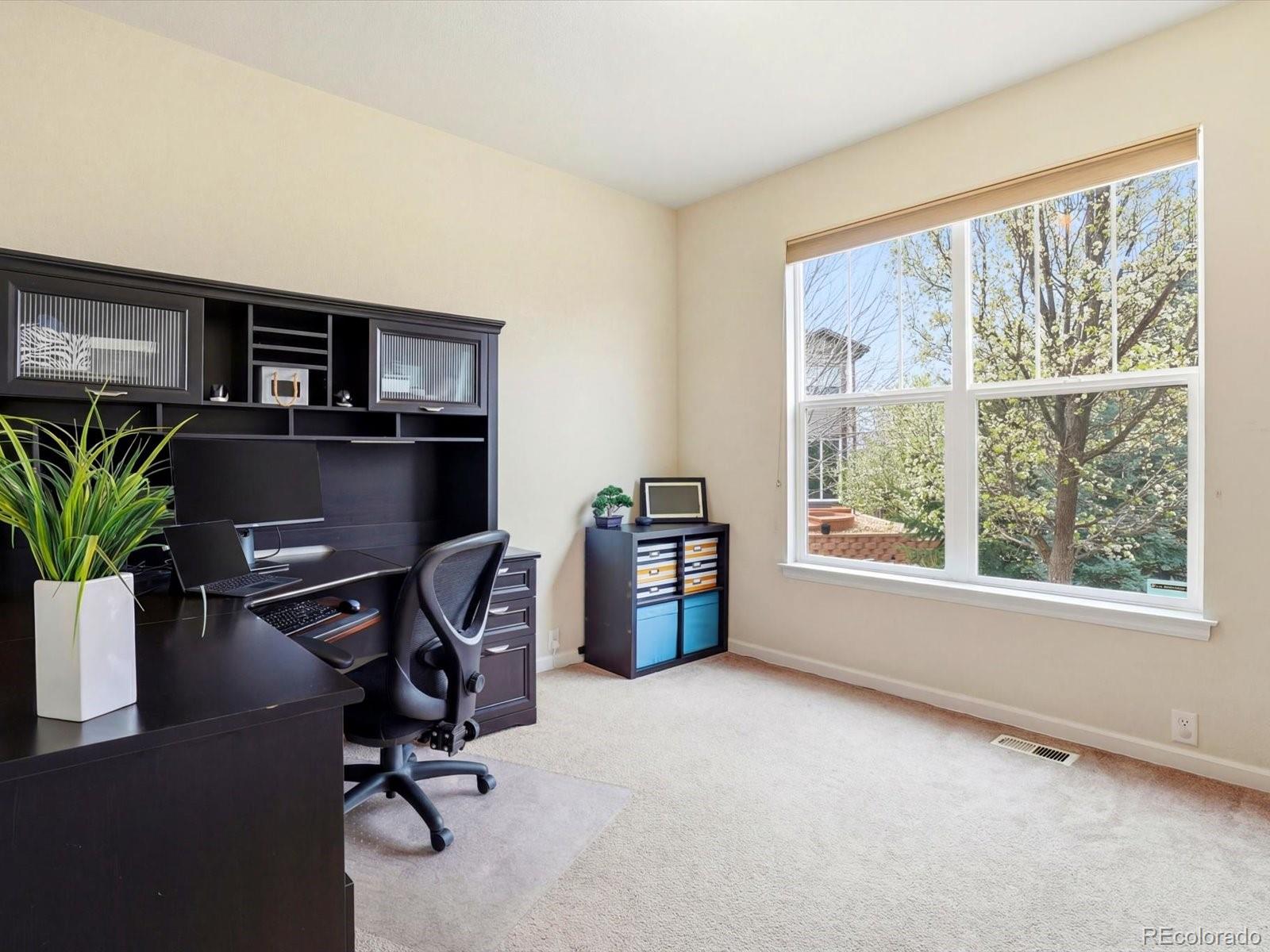 MLS Image #11 for 2626  gray wolf loop,broomfield, Colorado