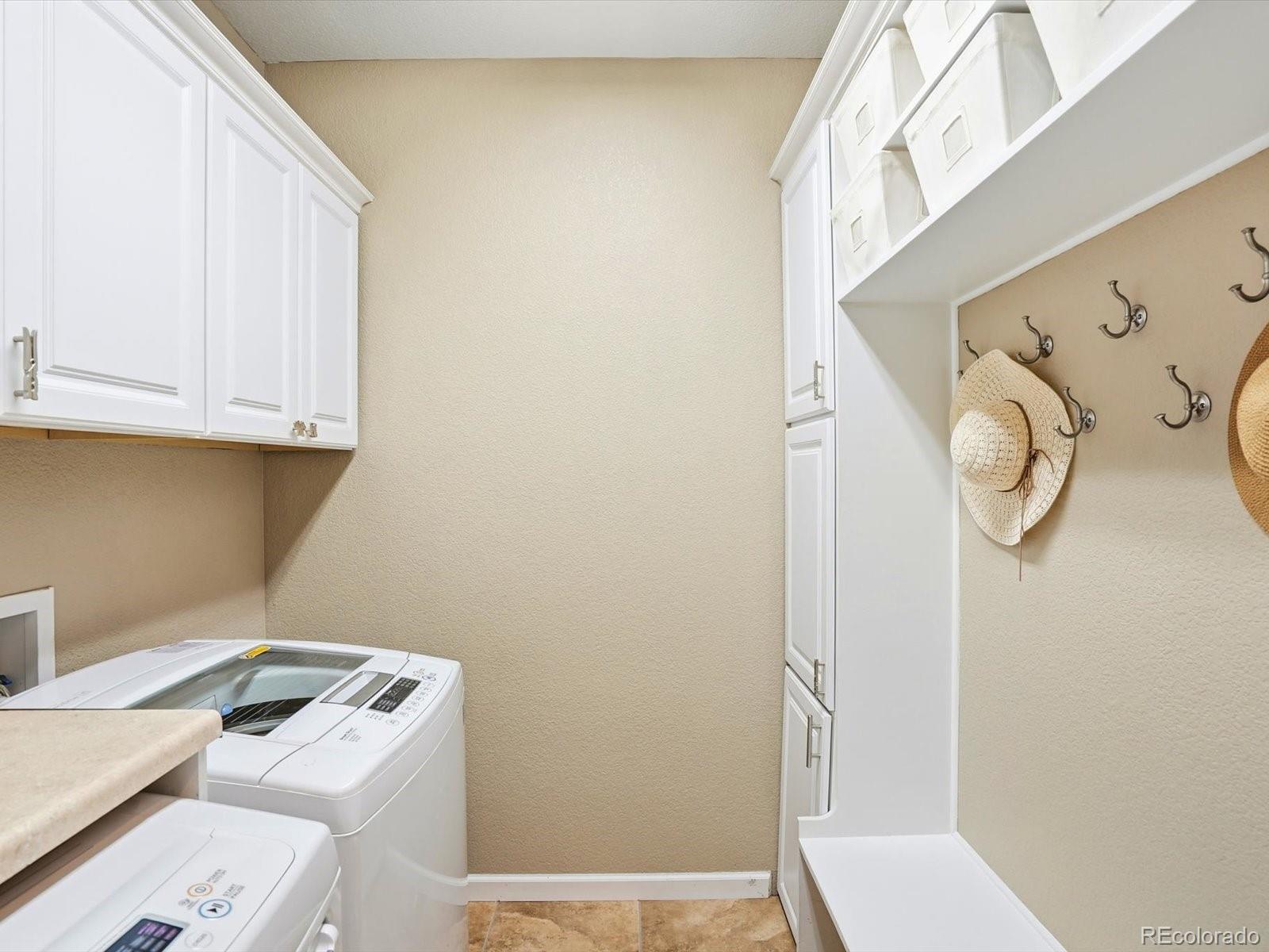 MLS Image #14 for 2626  gray wolf loop,broomfield, Colorado