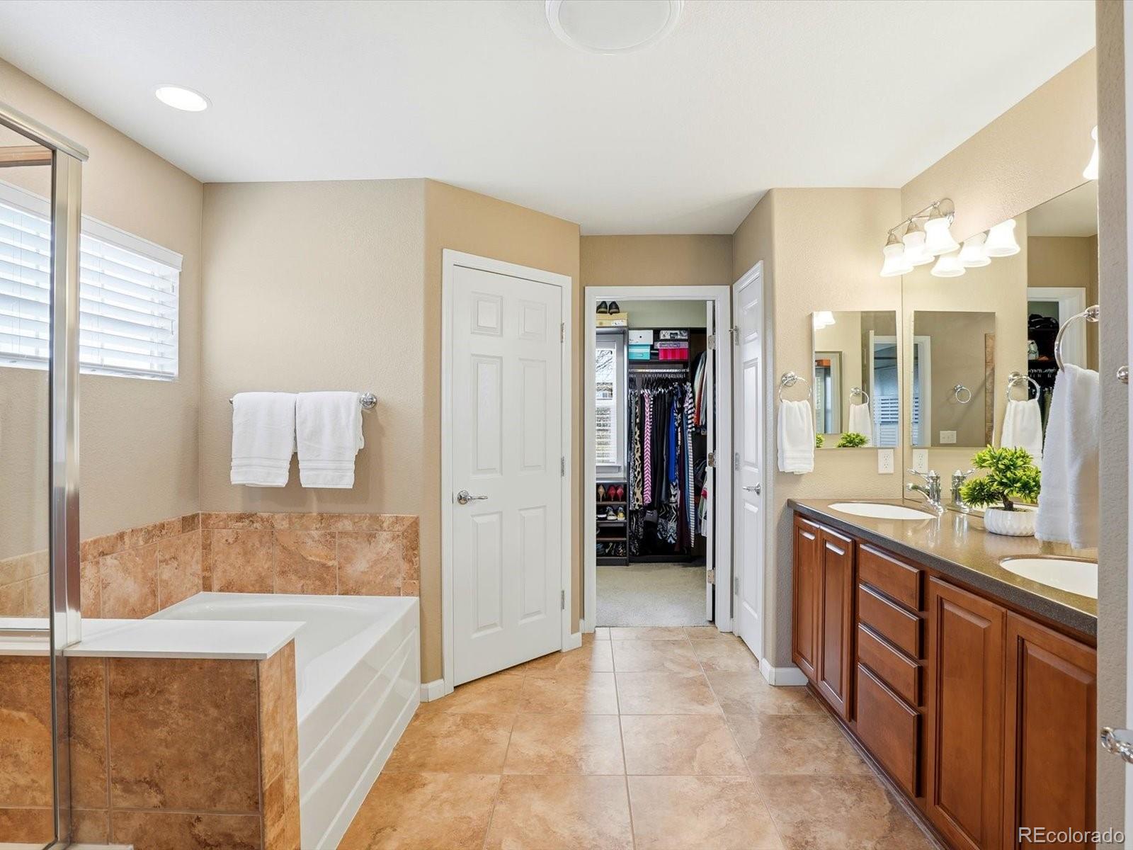 MLS Image #21 for 2626  gray wolf loop,broomfield, Colorado