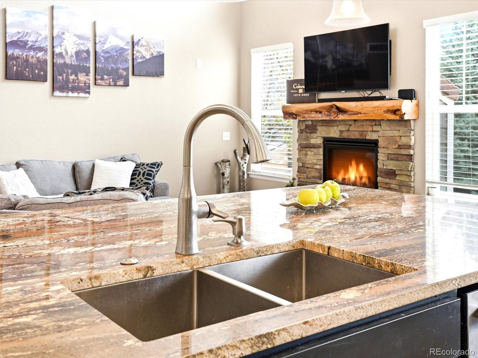 MLS Image #5 for 2626  gray wolf loop,broomfield, Colorado