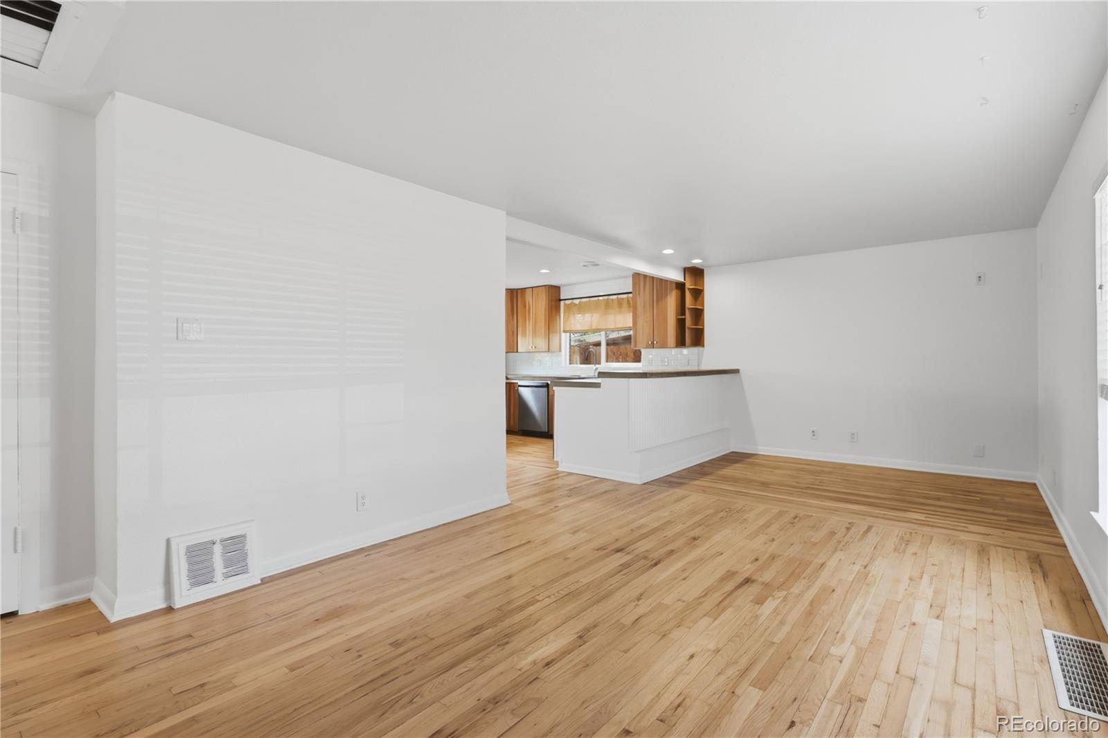 MLS Image #1 for 1364  dayton street,aurora, Colorado