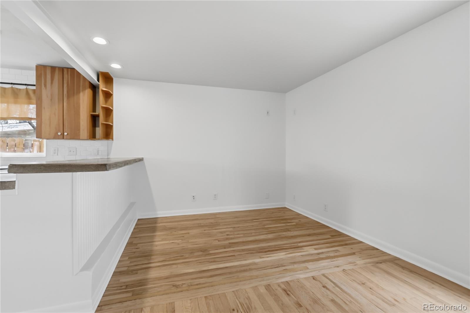 MLS Image #5 for 1364  dayton street,aurora, Colorado