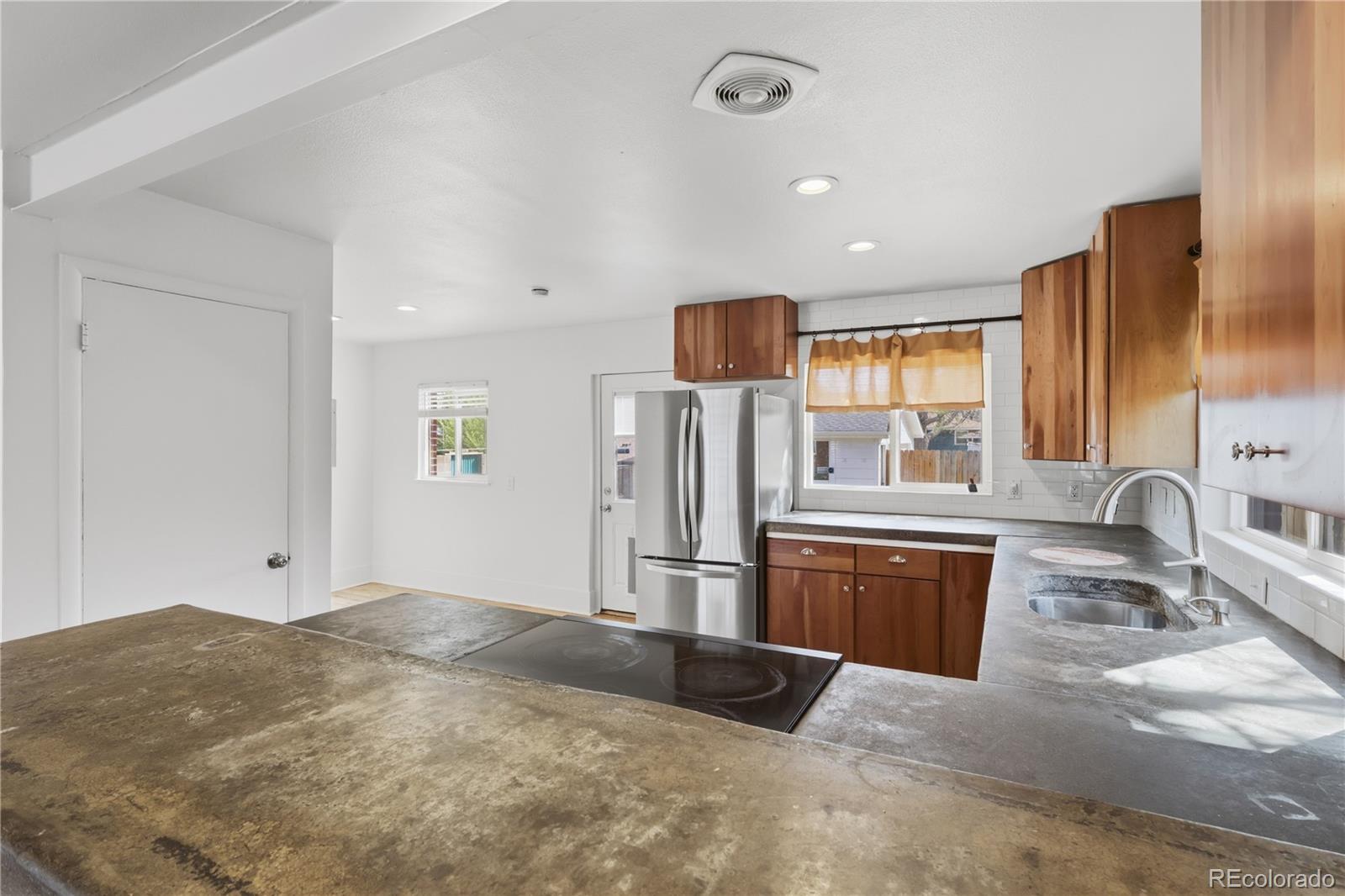 MLS Image #8 for 1364  dayton street,aurora, Colorado