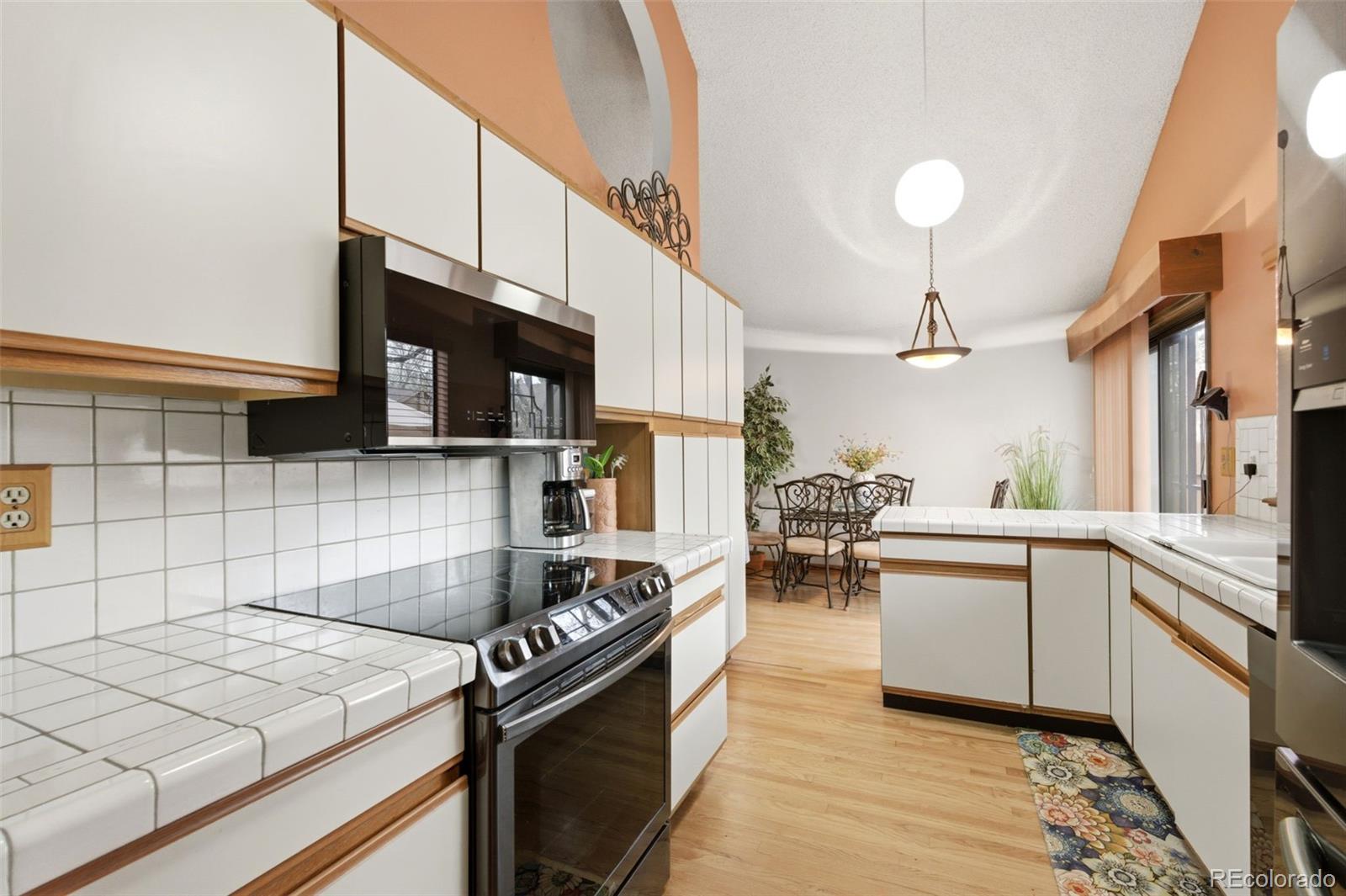 MLS Image #10 for 47 s eagle circle ,aurora, Colorado