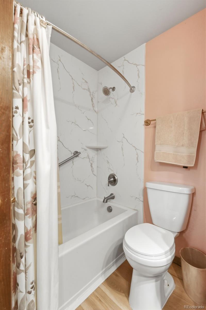 MLS Image #16 for 47 s eagle circle ,aurora, Colorado