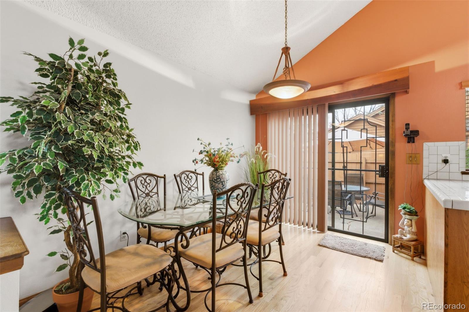 MLS Image #6 for 47 s eagle circle ,aurora, Colorado