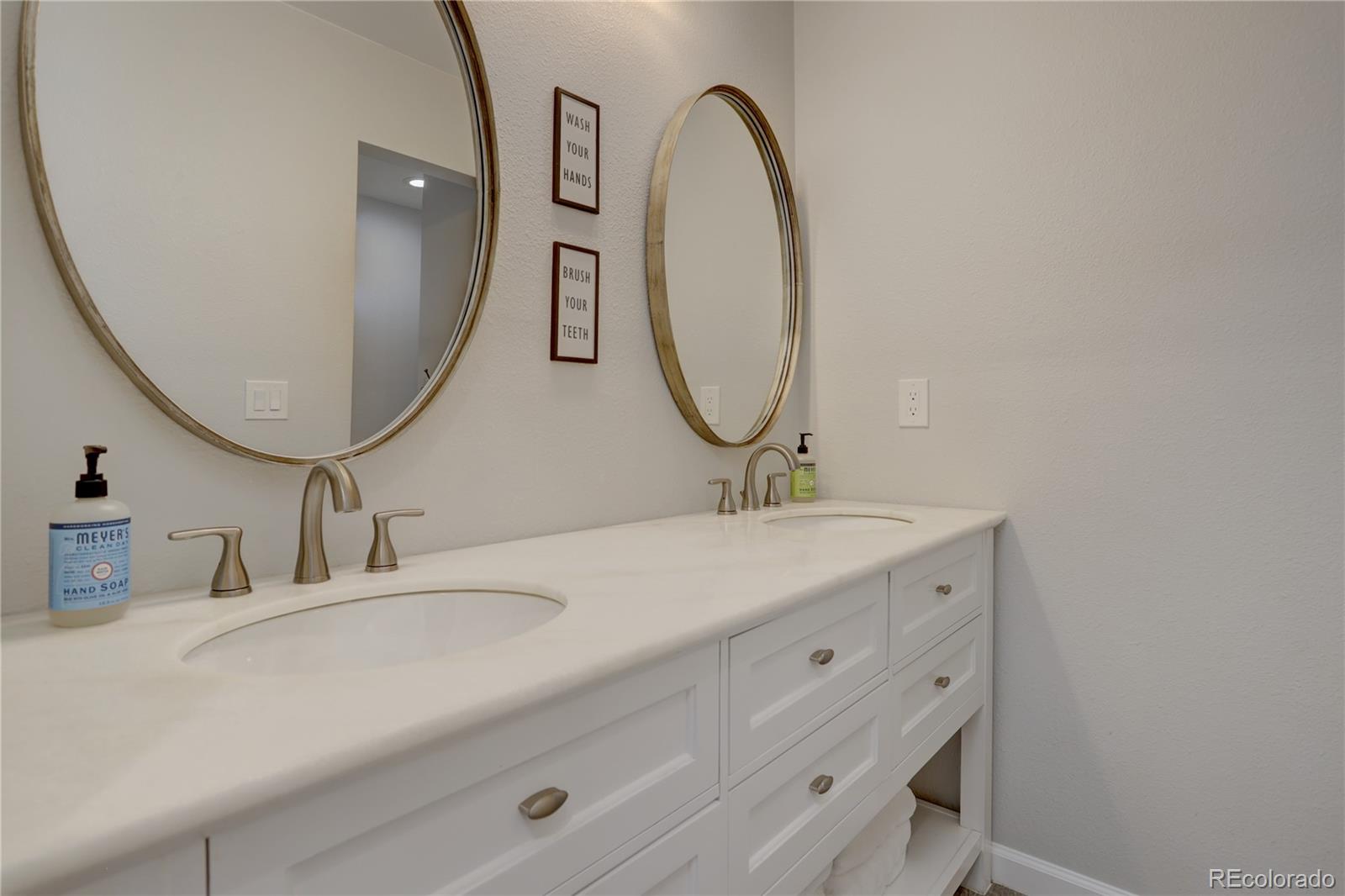 MLS Image #27 for 13673  libra court,littleton, Colorado