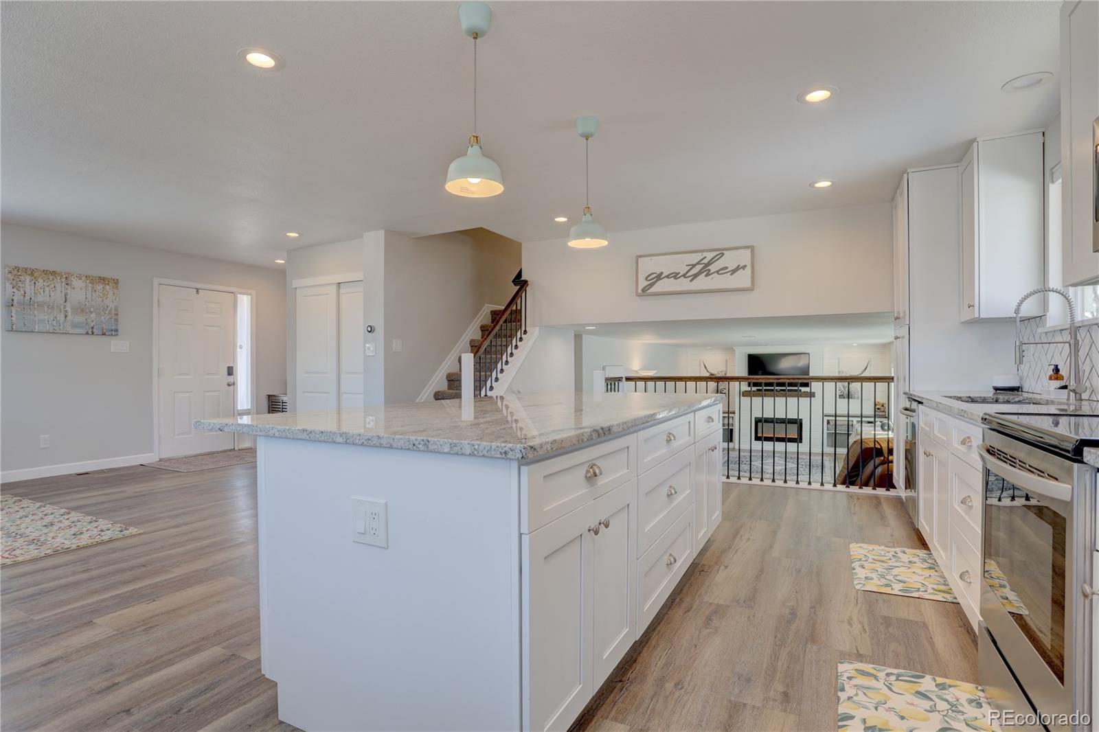 MLS Image #8 for 13673  libra court,littleton, Colorado