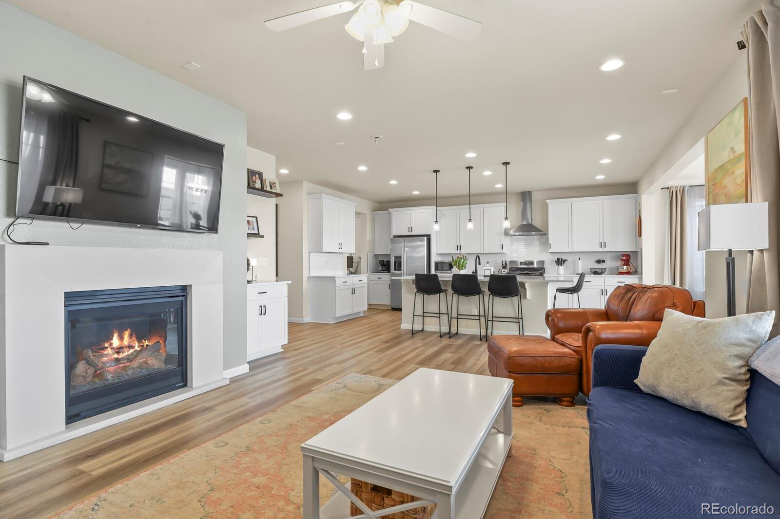MLS Image #12 for 208 s waterloo street,aurora, Colorado