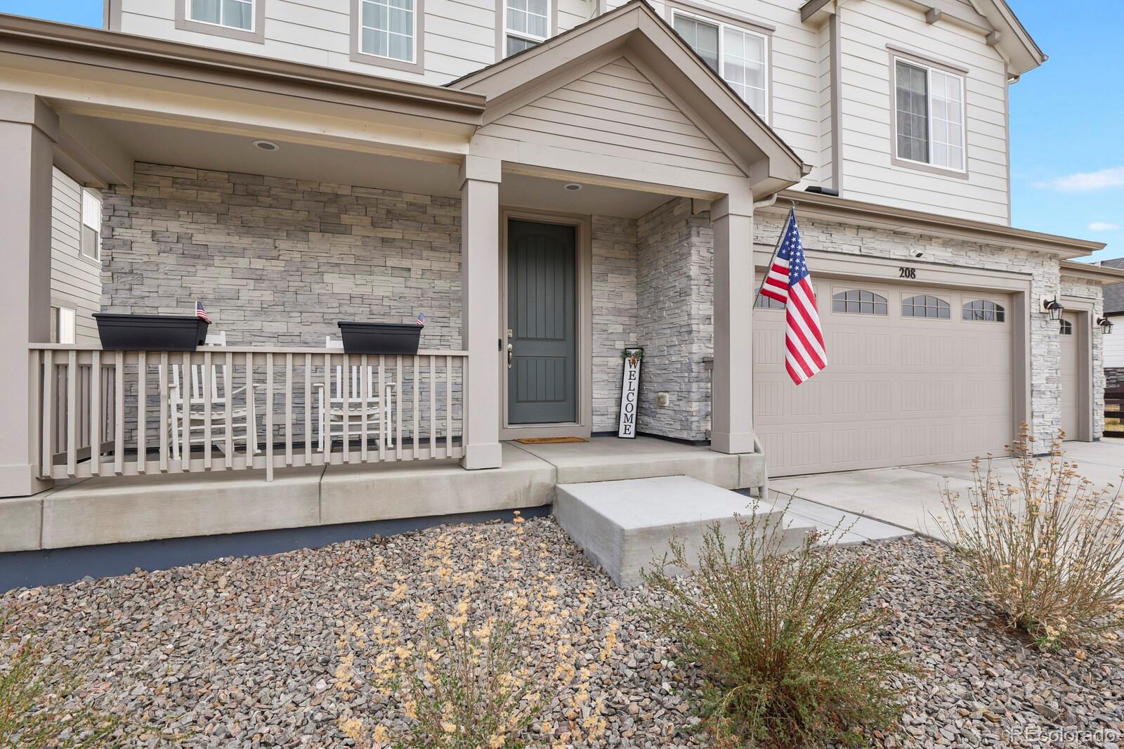 MLS Image #3 for 208 s waterloo street,aurora, Colorado