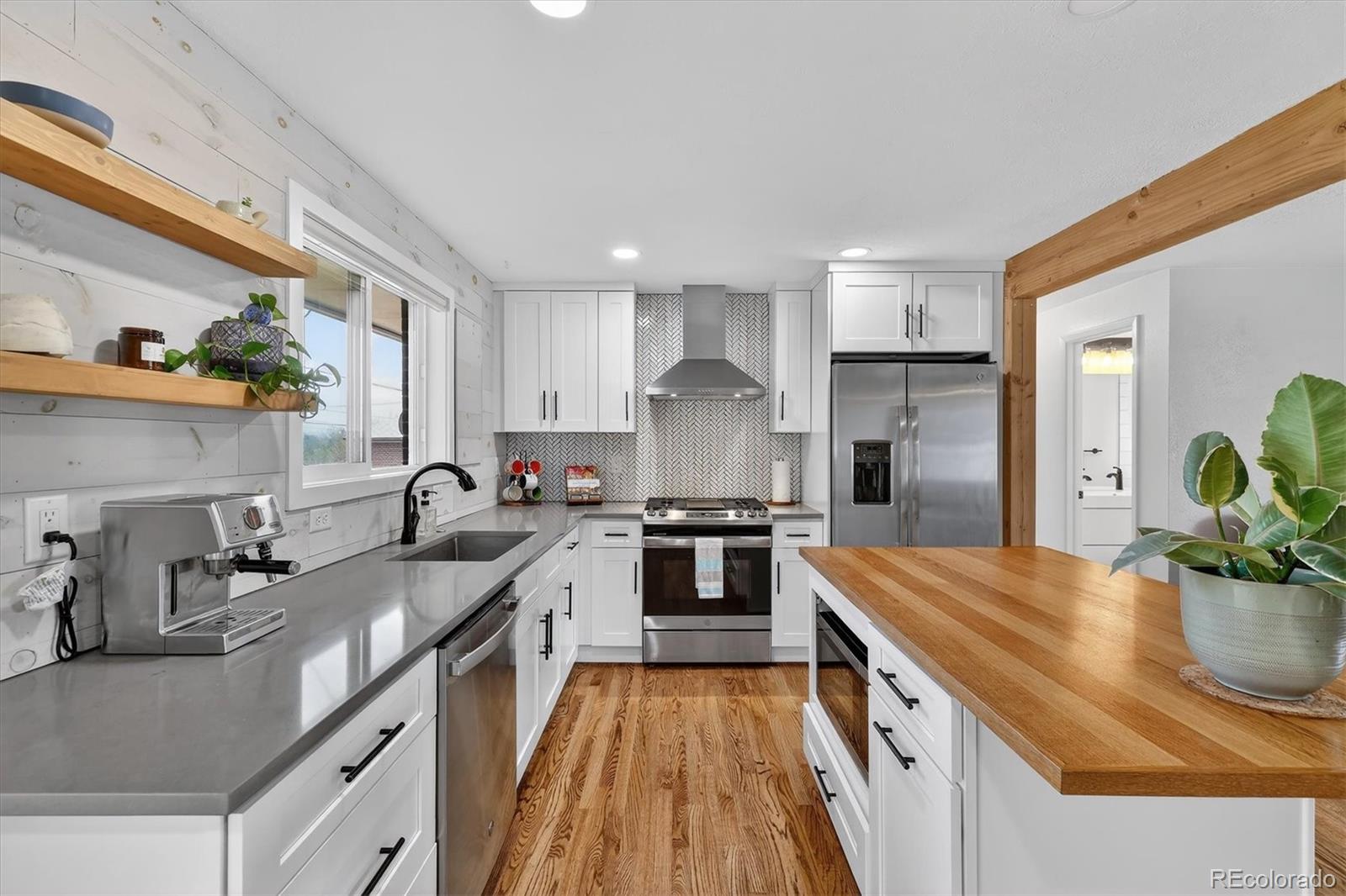 MLS Image #2 for 6411 w 77th place,arvada, Colorado