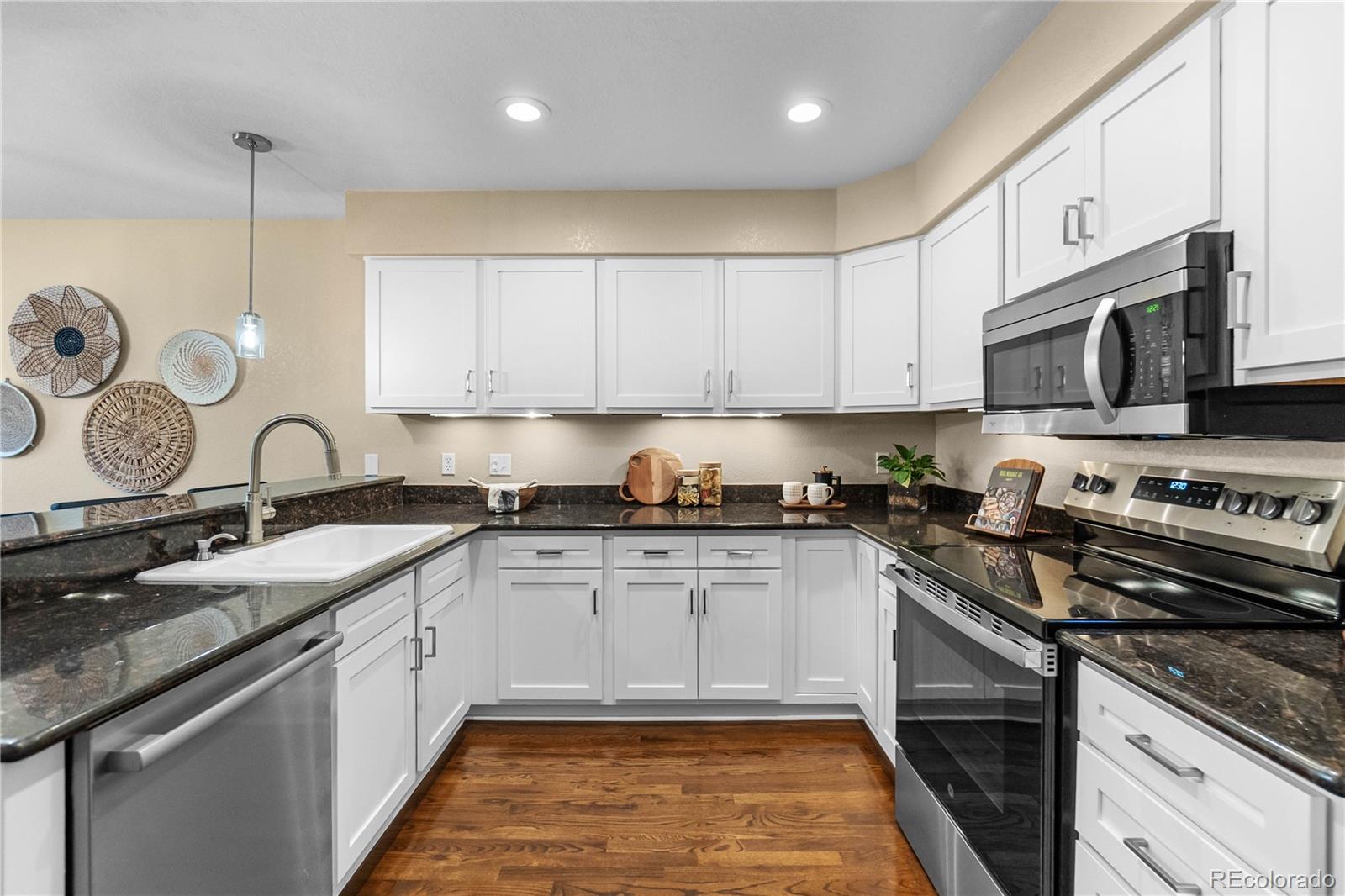 MLS Image #18 for 7645 s ivanhoe way,centennial, Colorado