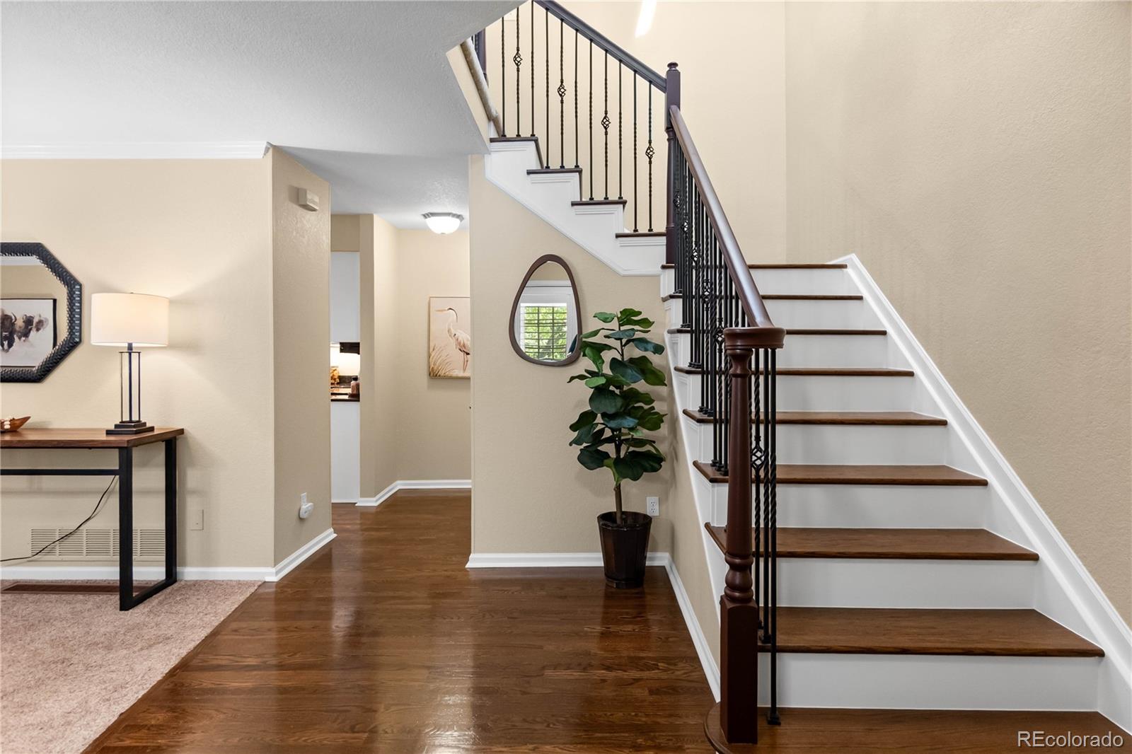 MLS Image #2 for 7645 s ivanhoe way,centennial, Colorado