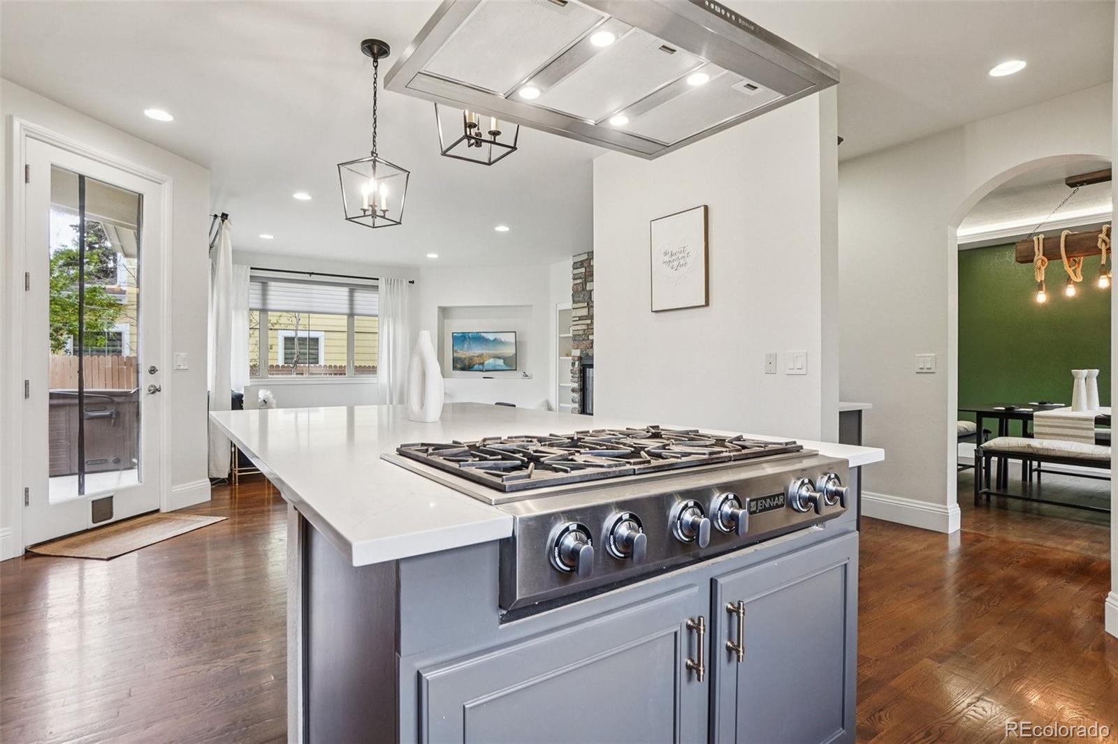 MLS Image #14 for 2340 s humboldt street,denver, Colorado