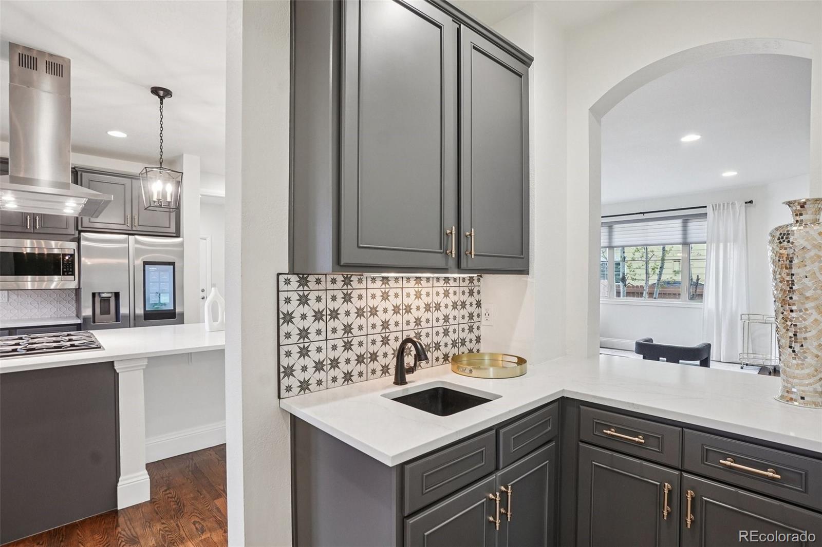 MLS Image #15 for 2340 s humboldt street,denver, Colorado