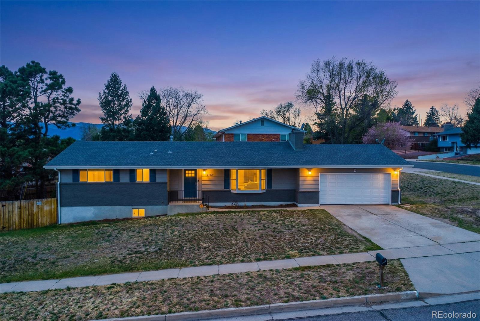 MLS Image #1 for 2122  sussex lane,colorado springs, Colorado